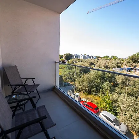 Appartamento Apartel Elia 12 *