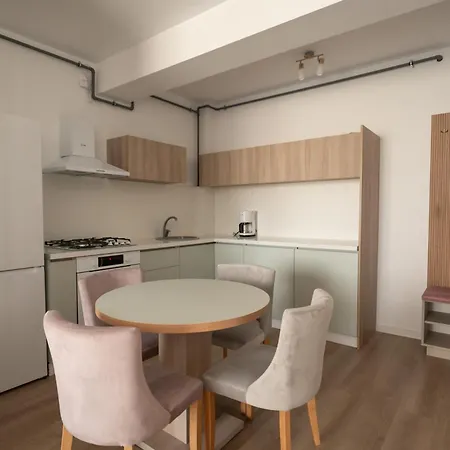 Apartel Elia 12 Lägenhet Năvodari