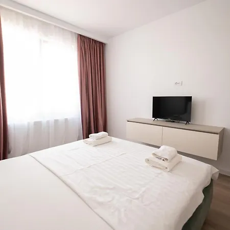 Apartel Elia 12 * Năvodari